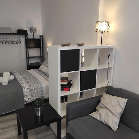 Apartamento Turistico Lyra บาเอนา ภายนอก รูปภาพ