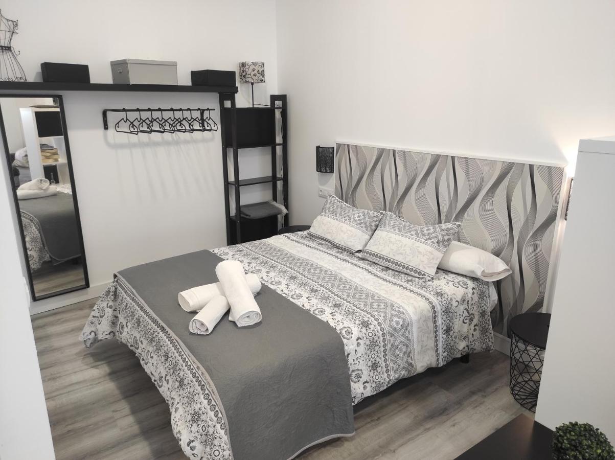Apartamento Turistico Lyra บาเอนา ภายนอก รูปภาพ