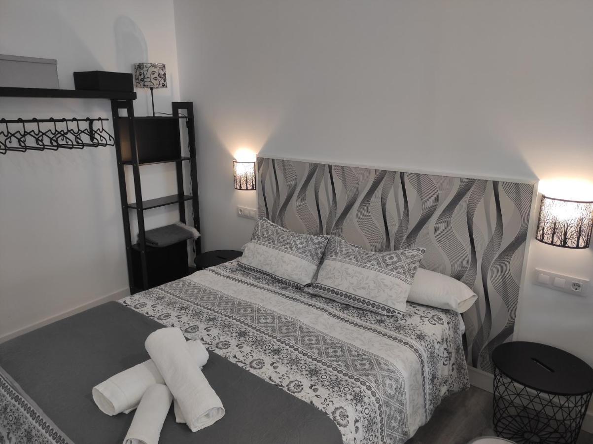 Apartamento Turistico Lyra บาเอนา ภายนอก รูปภาพ